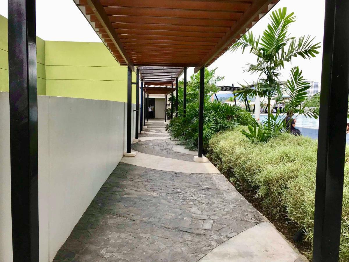 *New* 2-Bedroom Penthouse Condo Unit Centrio Tower Cagayan de Oro Exterior photo